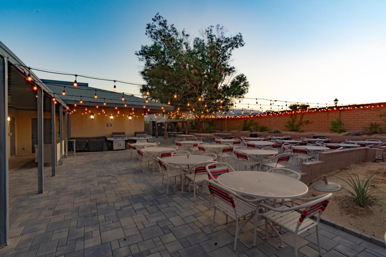 Indian Wells Rv Resort Indio Exterior photo